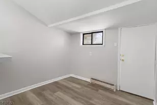 415 Wood St, Burlington, NJ 08016 - Photo 15