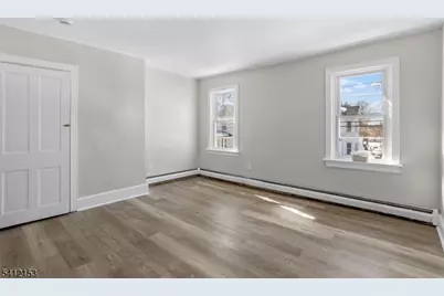 415 Wood St, Burlington, NJ 08016 - Photo 21