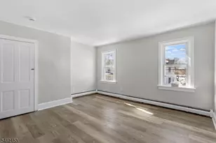 415 Wood St, Burlington, NJ 08016 - Photo 21