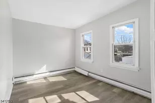 415 Wood St, Burlington, NJ 08016 - Photo 15