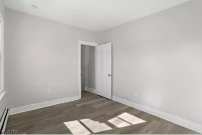 415 Wood St, Burlington City, NJ 08016 - Photo 15