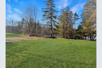 464 Buckhorn Dr, White Township, NJ 07823 - Photo 5