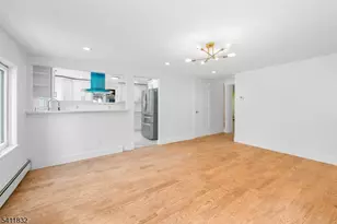 464 Buckhorn Dr, White Township, NJ 07823 - Photo 7