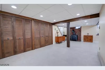 8 Appollo Pl, Clinton Township, NJ 08809 - Photo 37