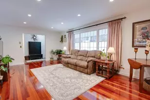 8 Appollo Pl, Clinton Township, NJ 08809 - Photo 7