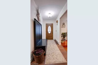 8 Appollo Pl, Clinton Township, NJ 08809 - Photo 5