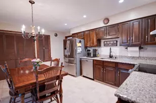 8 Appollo Pl, Clinton Township, NJ 08809 - Photo 11