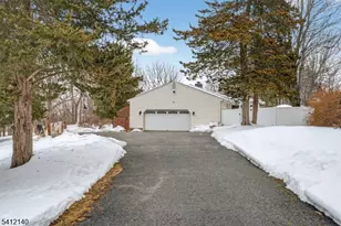 38 Butternut Dr, Vernon, NJ 07462 - Photo 39