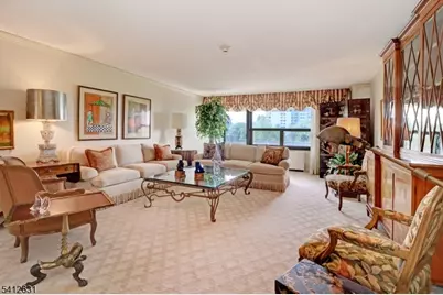 2 Claridge Dr. 2Hw, Verona, NJ 07044 - Photo 9