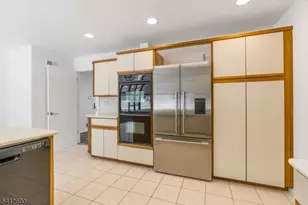 10 Blazier Rd, Warren Township, NJ 07059 - Photo 13