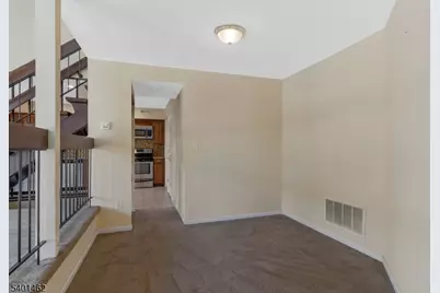 117 Bluebird Dr #3D, Hillsborough Township, NJ 08844 - Photo 17