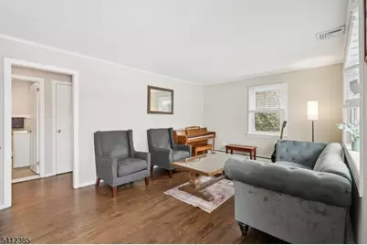 32 Garden Pl, Pequannock Township, NJ 07444 - Photo 7