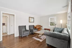 32 Garden Pl, Pequannock Township, NJ 07444 - Photo 7