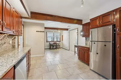 32 Garden Pl, Pequannock Township, NJ 07444 - Photo 13