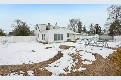 32 Garden Pl, Pequannock Township, NJ 07444 - Photo 27