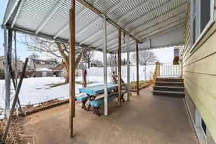 162 Dundee Ave, Paterson, NJ 07503 - Photo 33