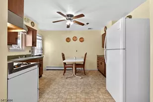 162 Dundee Ave, Paterson, NJ 07503 - Photo 9