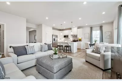 66 Thomas Knoll Blvd, Mansfield Township, NJ 07865 - Photo 3