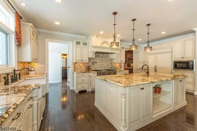 36 Sandy Hill Rd, Chatham Township, NJ 07928 - Photo 11