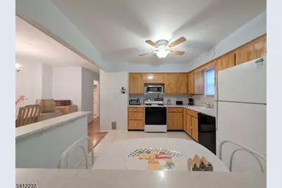 43 Corbin Ave, Jersey City, NJ 07306 - Photo 13