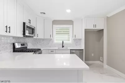 840 Martin St, Elizabeth, NJ 07201 - Photo 23