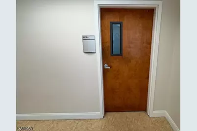 399 Oak St, Sayreville, NJ 08879 - Photo 5