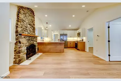 39 Old Rd, Ringwood, NJ 07456 - Photo 9