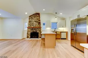 39 Old Rd, Ringwood, NJ 07456 - Photo 9