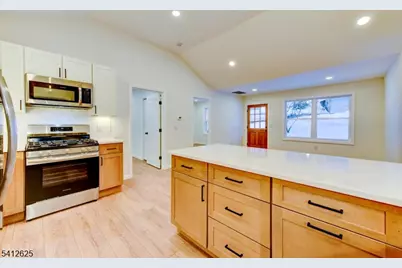39 Old Rd, Ringwood, NJ 07456 - Photo 17