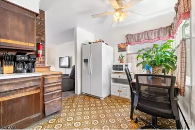 29 Park Ave, Woodbridge Township, NJ 08830 - Photo 7