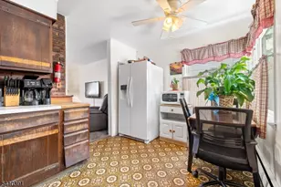 29 Park Ave, Woodbridge Township, NJ 08830 - Photo 7