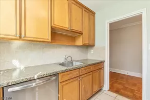 217 Prospect Ave, Cranford Township, NJ 07016 - Photo 9