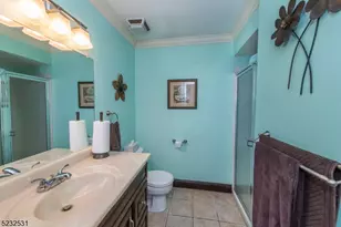 305 Federal Hill Rd, Pompton Lakes, NJ 07442 - Photo 15