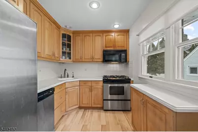 784 Cherry St, New Milford, NJ 07646 - Photo 7