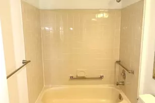 1714 Breckenridge Dr, Branchburg Township, NJ 08876 - Photo 9