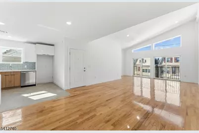 106 Columbia Ave, Newark, NJ 07106 - Photo 3