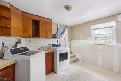 31 Grove Rd, Union Township, NJ 07083 - Photo 17