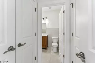 106 Columbia Ave, Newark, NJ 07106 - Photo 9