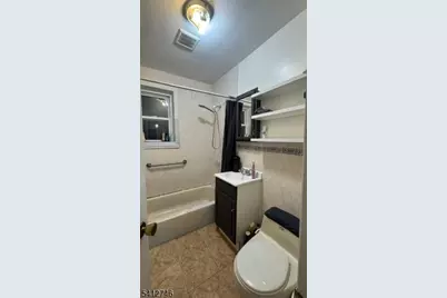 270 10th St #1, Palisades Park, NJ 07650 - Photo 9