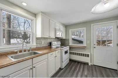 47 Eugene Road, Hopatcong, NJ 07843 - Photo 9