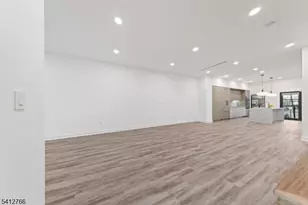 2 Harbor Front Plaza, Elizabeth, NJ 07206 - Photo 5