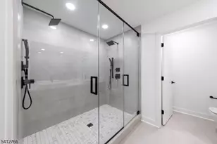 2 Harbor Front Plaza, Elizabeth, NJ 07206 - Photo 27