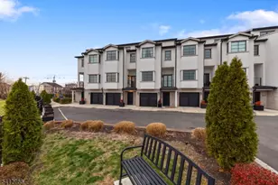 2 Harbor Front Plaza, Elizabeth, NJ 07206 - Photo 3