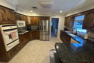 19 Knox Terrace, Totowa, NJ 07512 - Photo 9