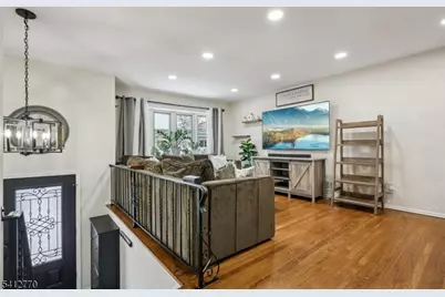 270 Clermont Ter, Union Township, NJ 07083 - Photo 3