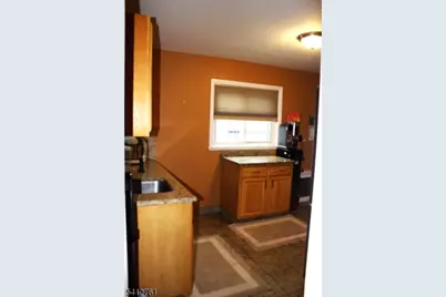 25 Heckel St, Belleville, NJ 07109 - Photo 9