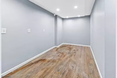 41 Curtis Ave, West Orange Township, NJ 07052 - Photo 9