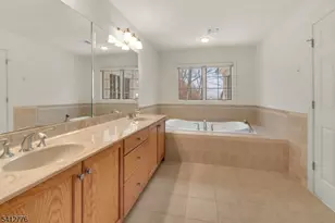 34 Kanouse Ln, Montville Township, NJ 07045 - Photo 15