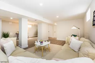 210 Baldwin St, Glen Ridge, NJ 07028 - Photo 43