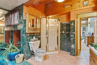 543 Lakeside Ave, Hopatcong, NJ 07821 - Photo 13